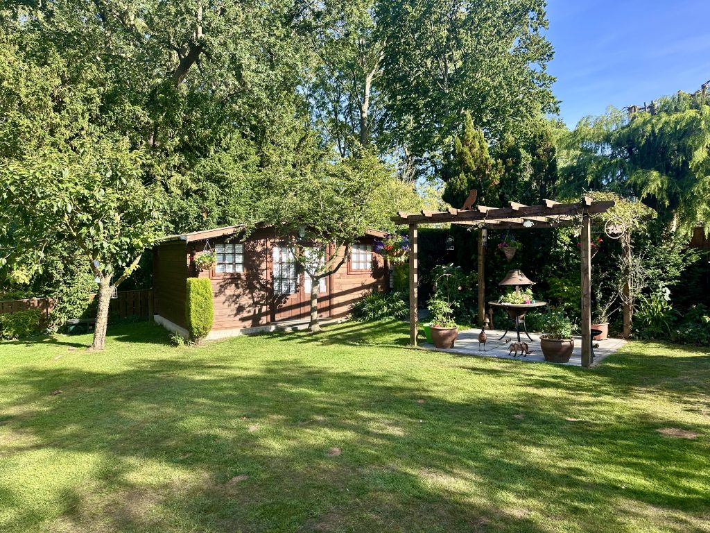 LandScapingandPropertyServices. Sandra back garden shed